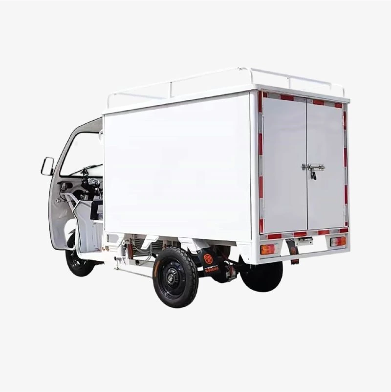Triciclo de carga con techo y cabina