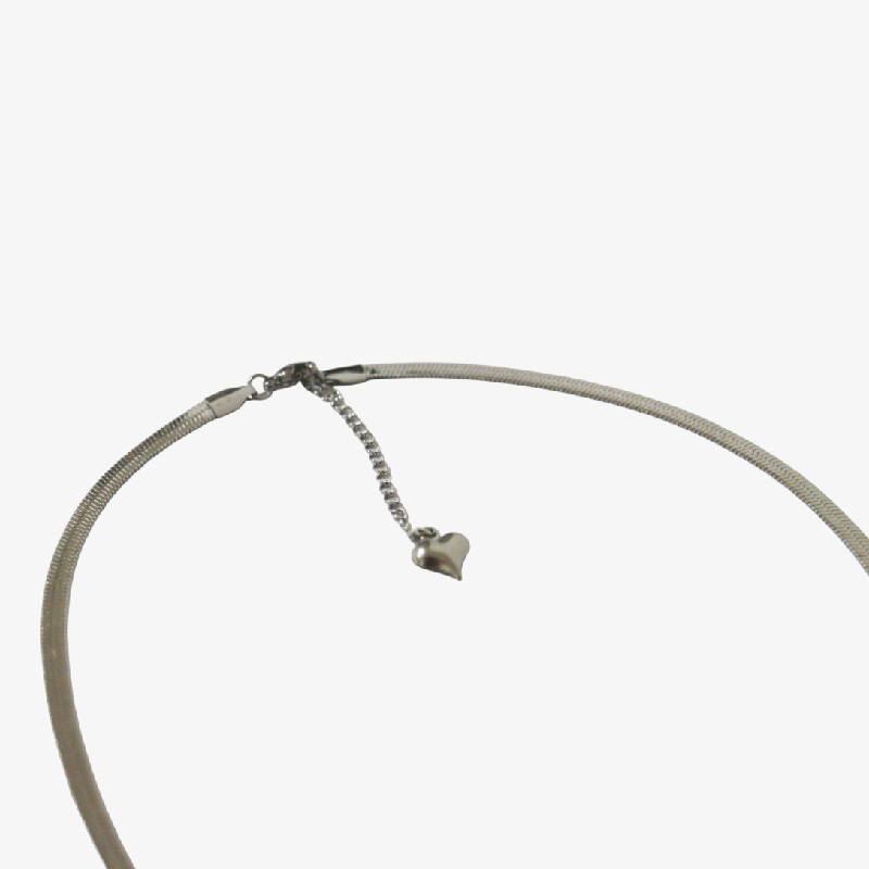 Collar chic plateado